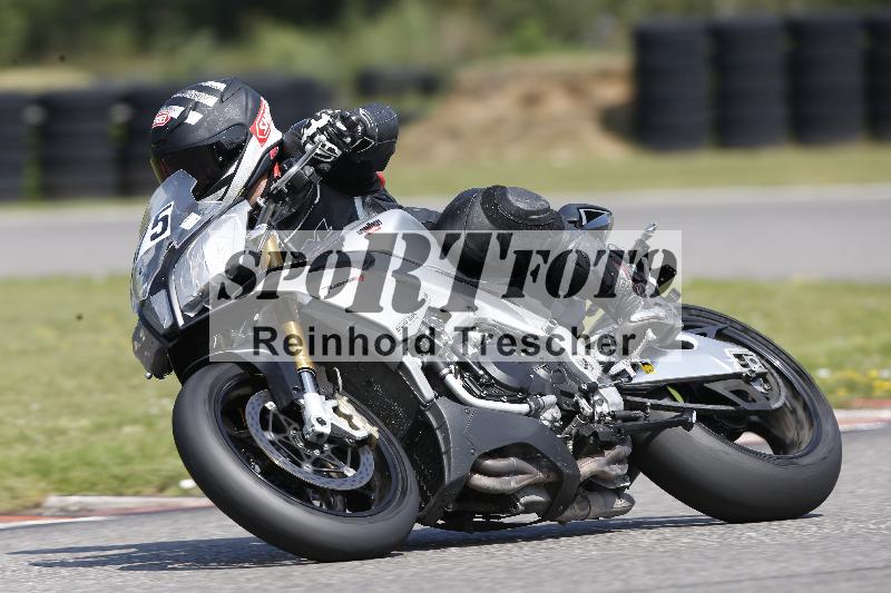 /45 10.08.2025 Plüss Moto Sport ADR/Einsteiger/575